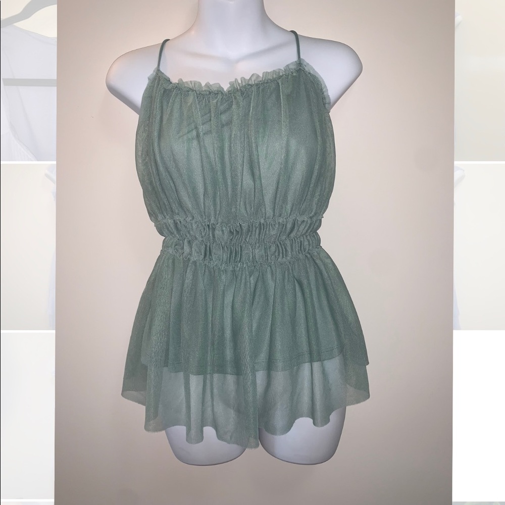 Frilly top